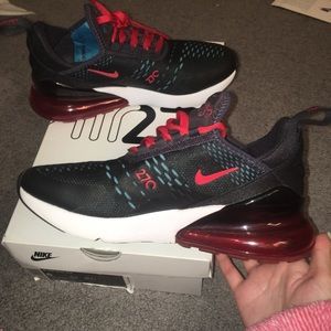 ‼️MUST GO‼️ Nike Air Max 270s